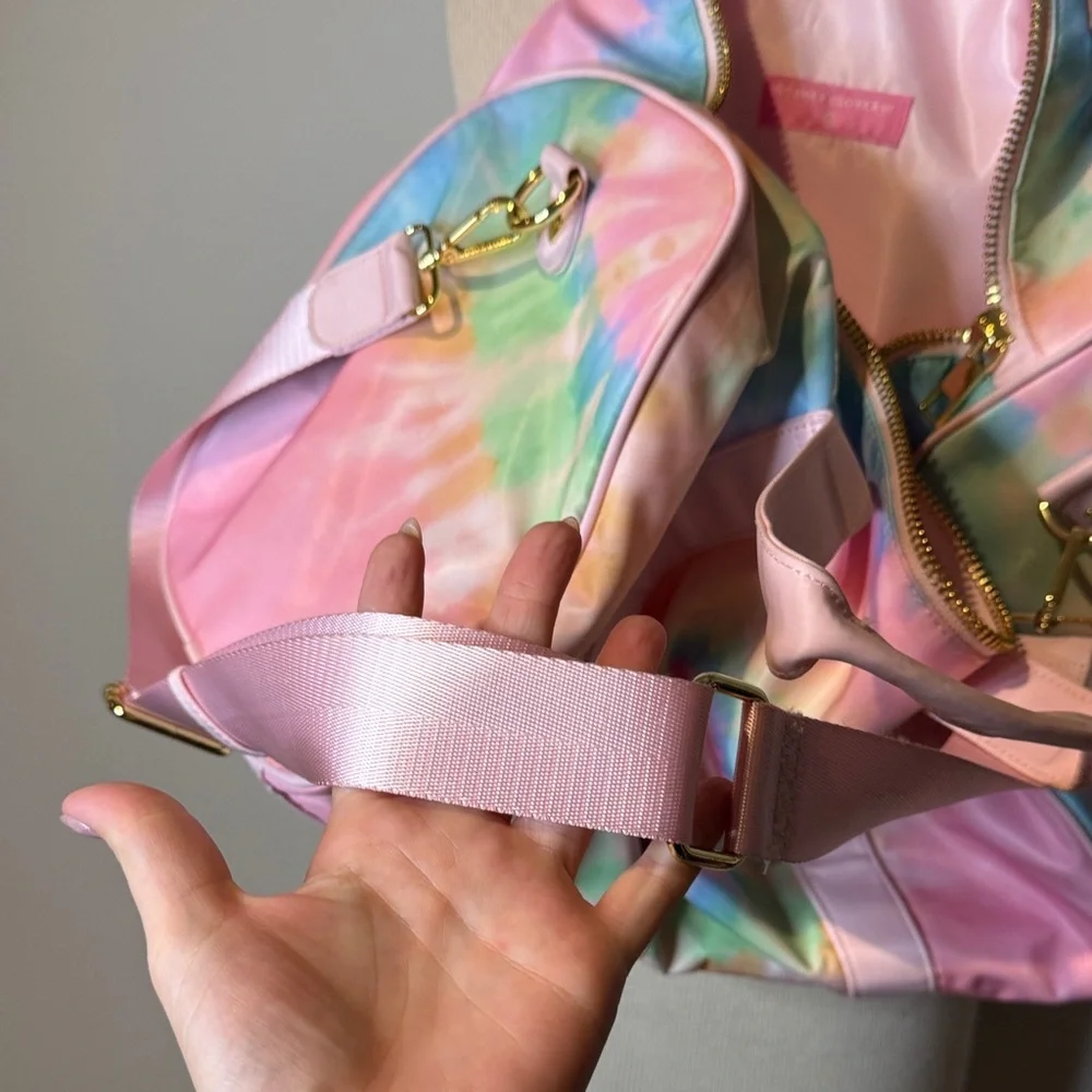 Stoney Clover Lane X target collab weekender bag rainbow swirl - Picture 3 of 4